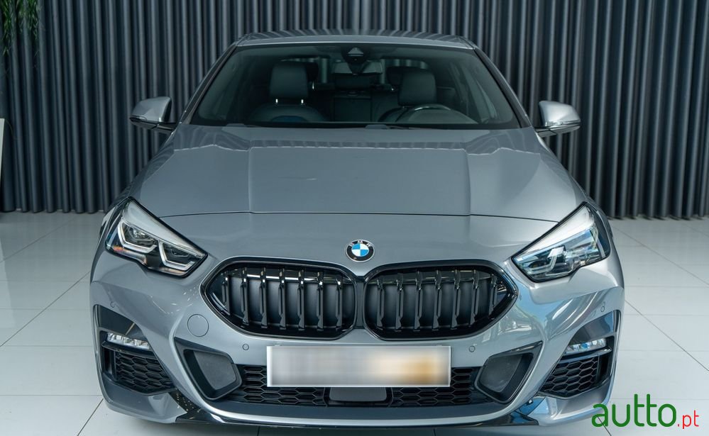 2022' BMW Série 2 photo #2
