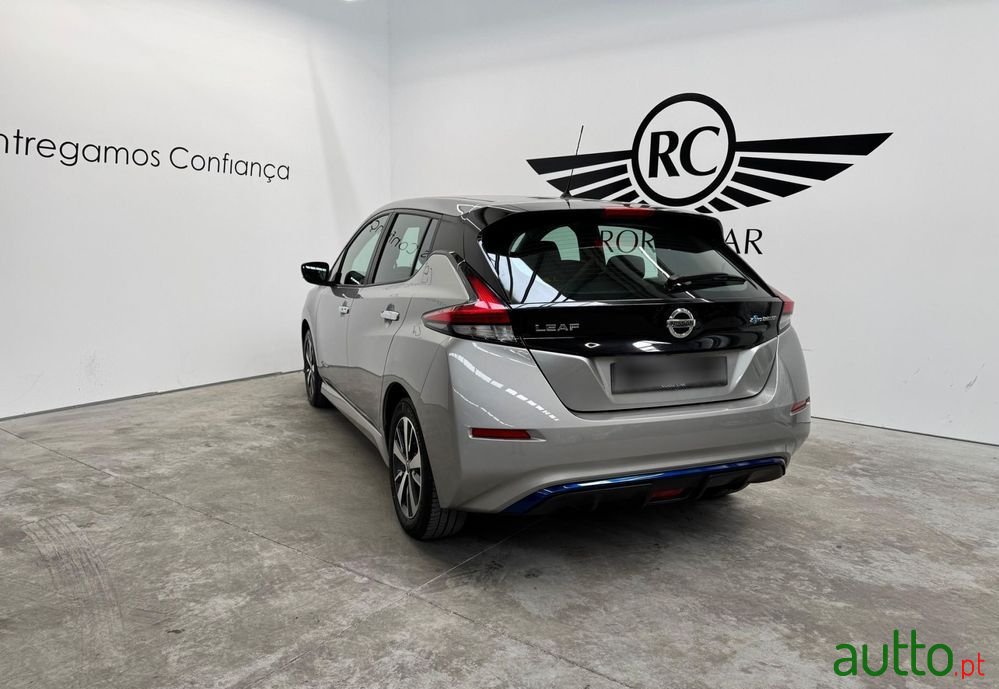 2020' Nissan Leaf Tekna photo #3