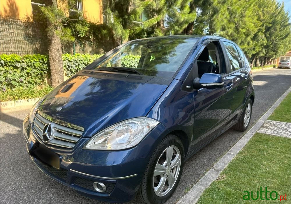 2008' Mercedes-Benz A 150 Avantgarde photo #1