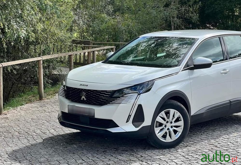2021' Peugeot 3008 photo #3