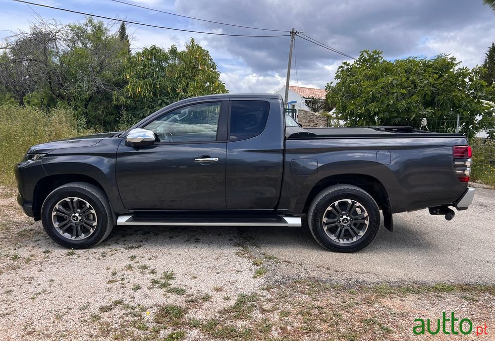 2021' Mitsubishi L200 photo #5