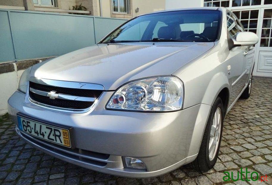 2005' Chevrolet Nubira photo #2