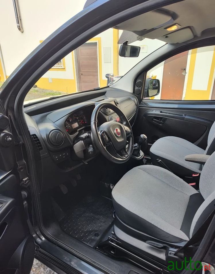 2018' Fiat Fiorino photo #2
