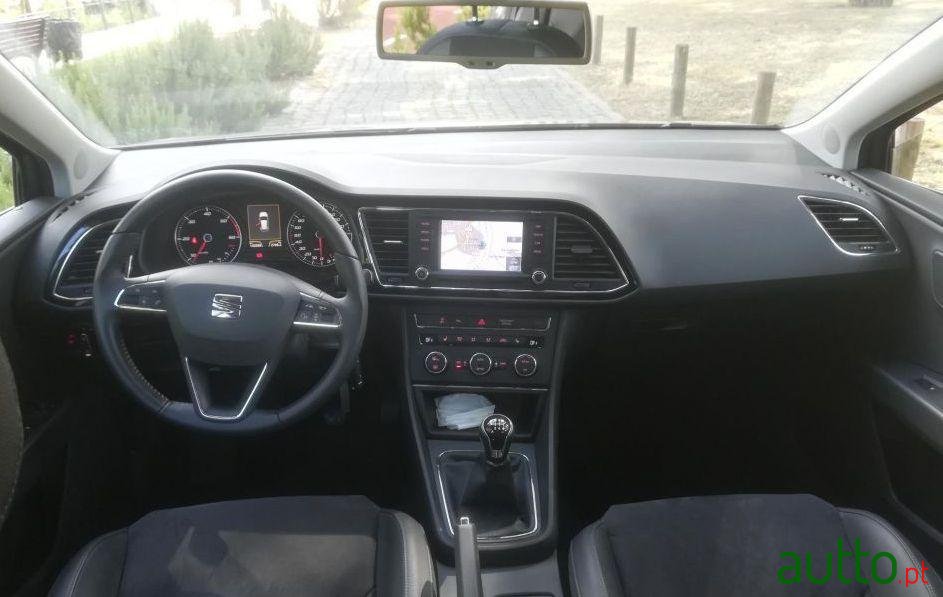 2014' SEAT Leon photo #3