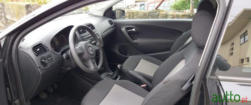 2012' Volkswagen Polo Van photo #3