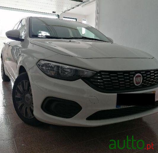 2018' Fiat Tipo photo #3