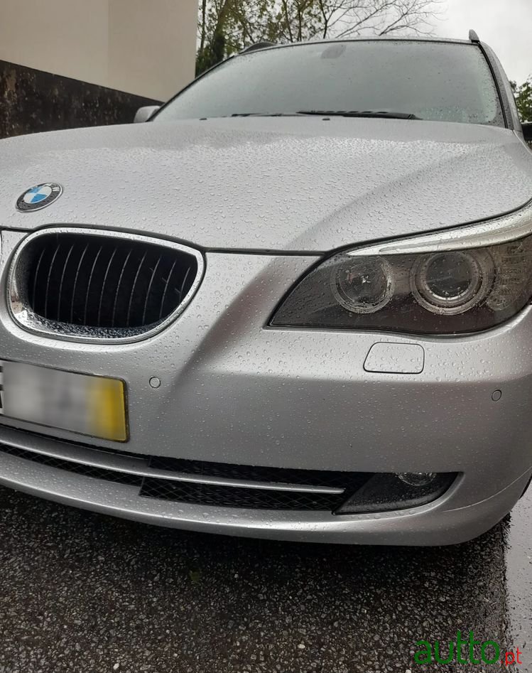 2007' BMW 520 Da Touring photo #1