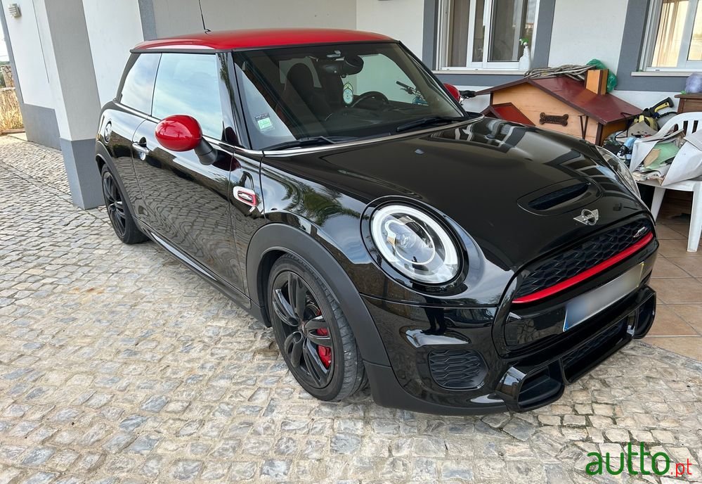 2016' MINI John Cooper Works photo #1