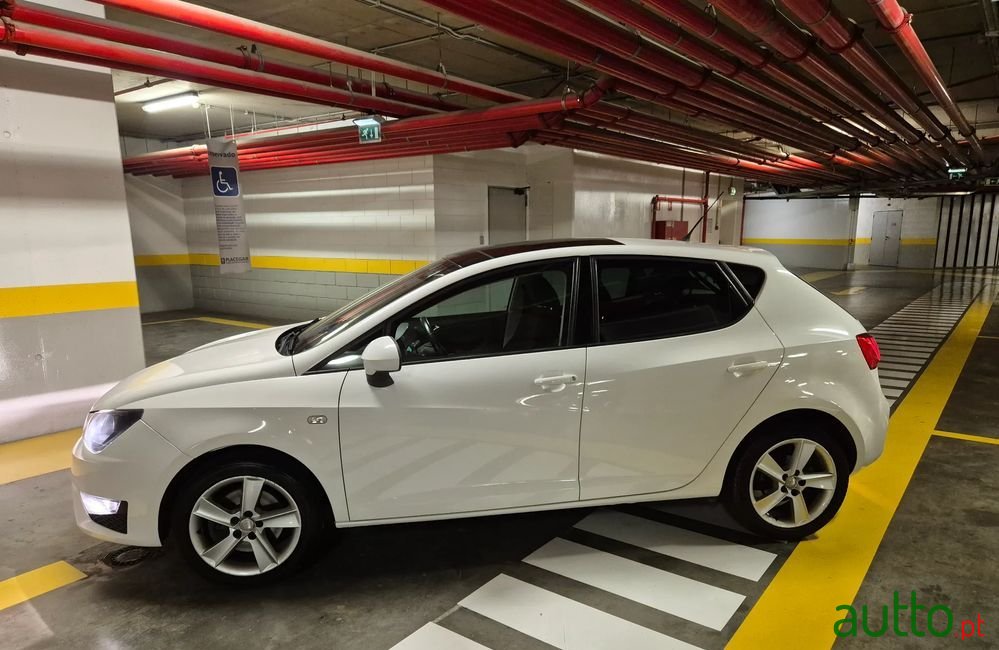 2013' SEAT Ibiza 2.0 Tdi Fr photo #1