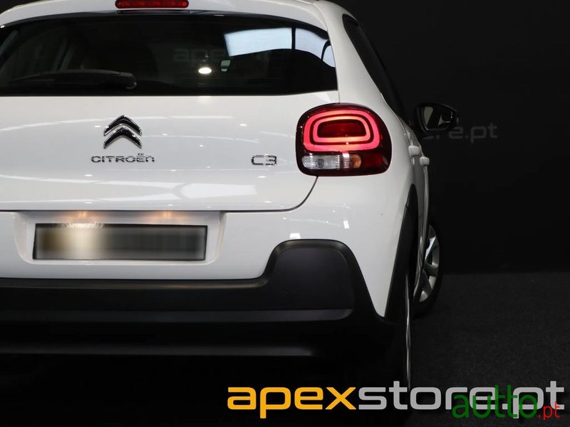 2018' Citroen C3 1.2 Puretech Shine photo #4