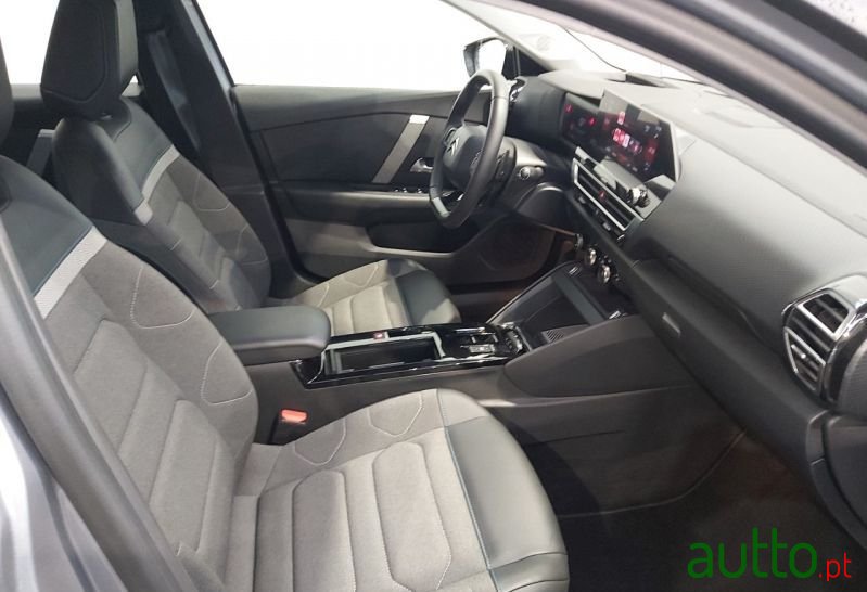 2021' Citroen C4 photo #6