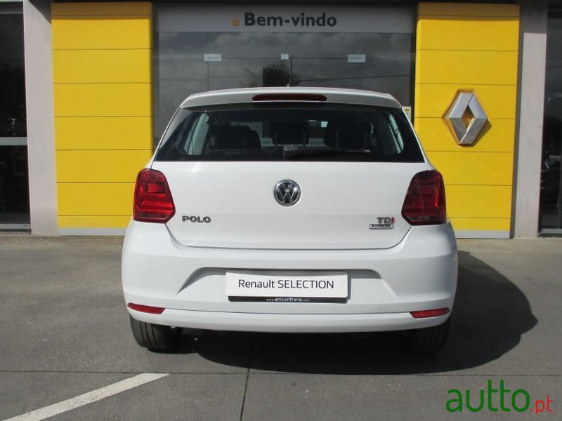 2014' Volkswagen Polo photo #4