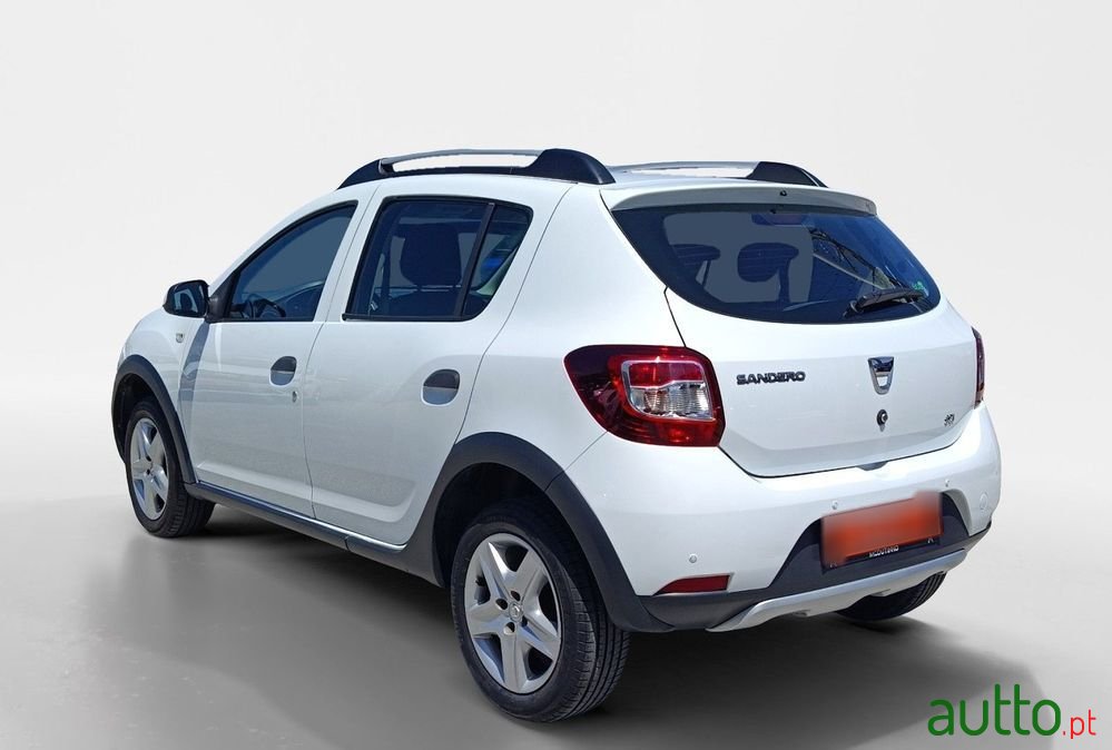 2014' Dacia Sandero 1.5 Dci Stepway photo #3