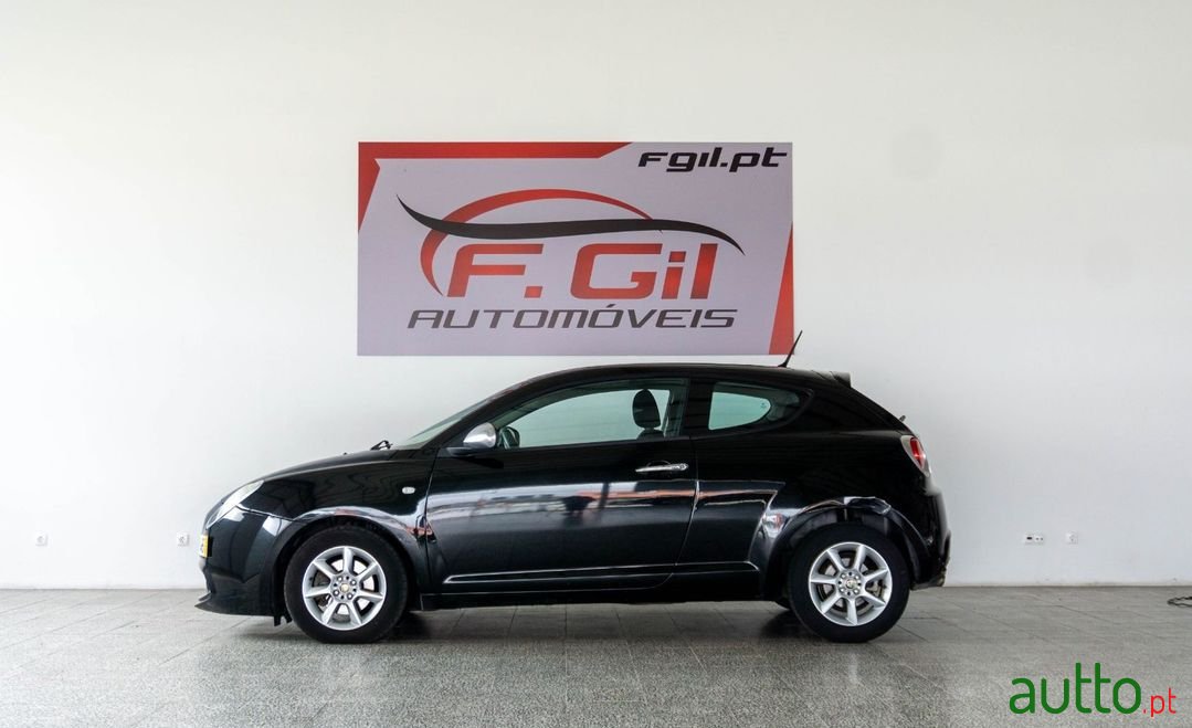 2012' Alfa Romeo MiTo photo #2