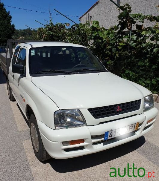 2000' Mitsubishi L200 photo #5