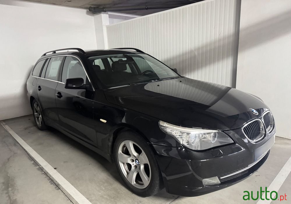 2009' BMW Série 5 photo #3