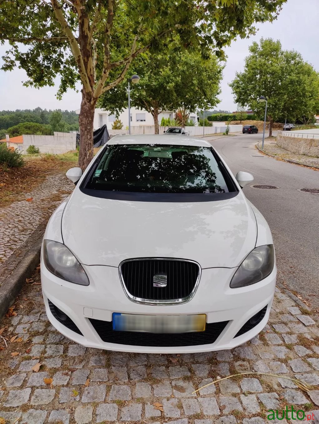 2009' SEAT Leon photo #2