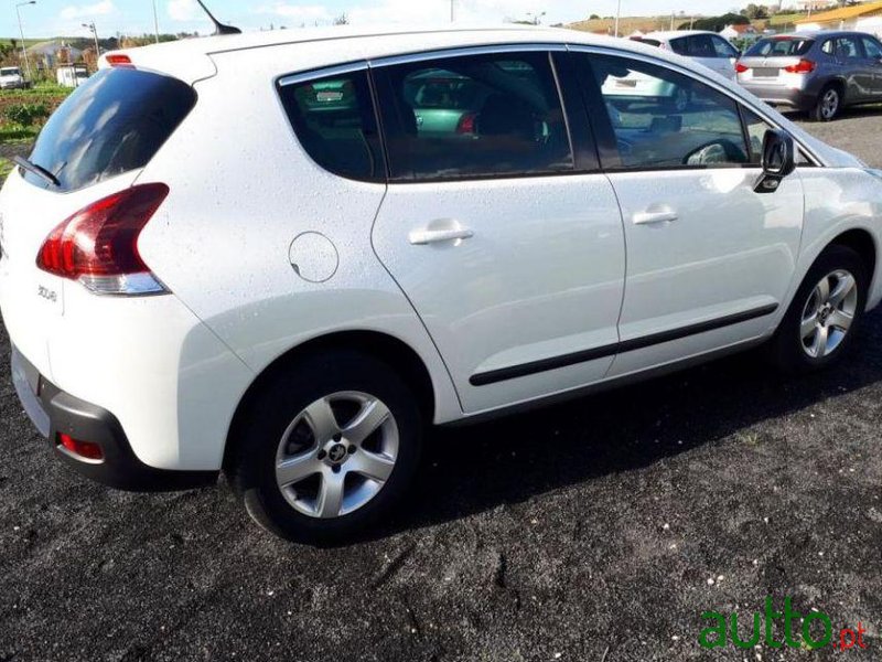 2015' Peugeot 3008 1.6 Bluehdi Style photo #1