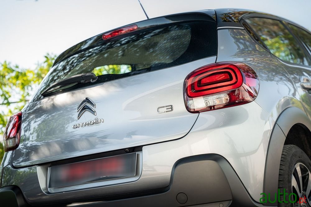 2020' Citroen C3 1.2 Puretech Shine Eat6 photo #6