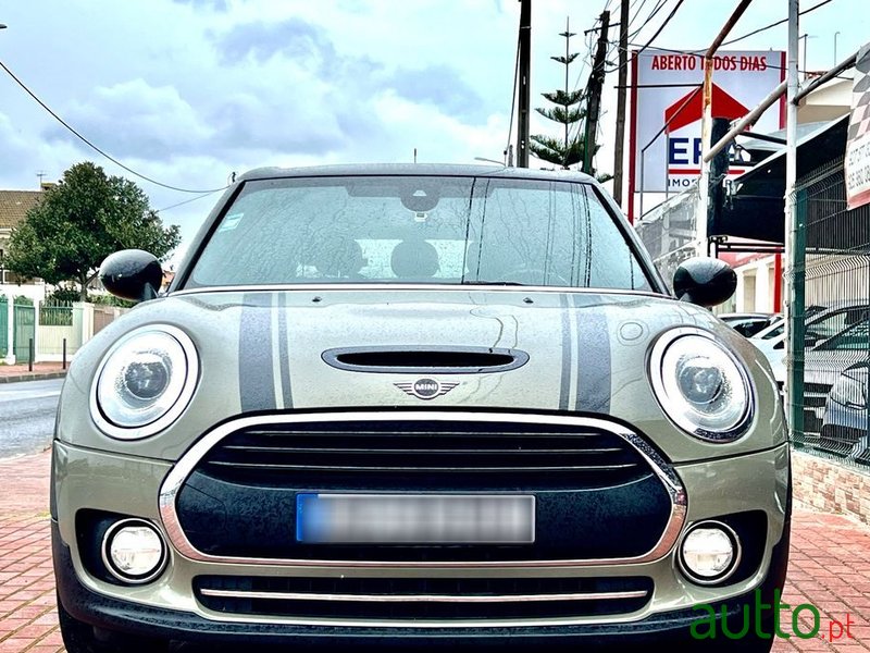 2018' MINI Clubman One Aut. Blackyard photo #2