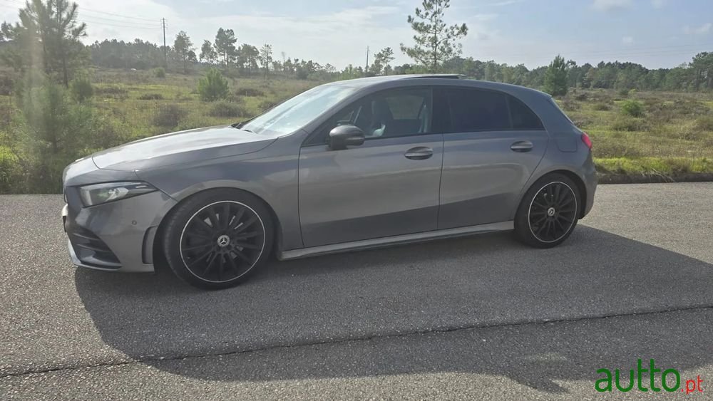 2020' Mercedes-Benz Classe A photo #3