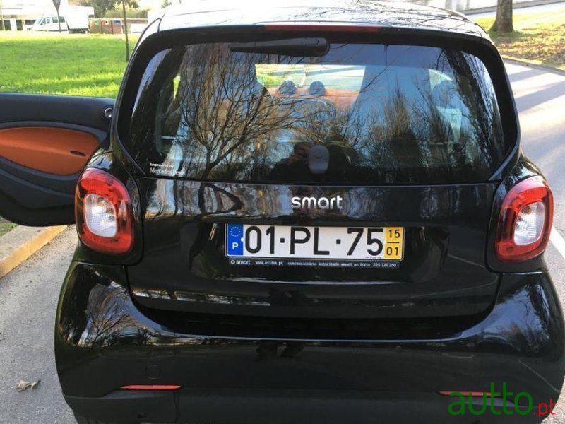 2015' Smart Fortwo 1.0 Passion photo #4