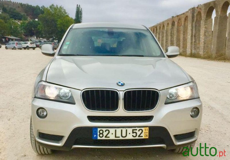 2011' BMW X3 2.0 Xdrive photo #2