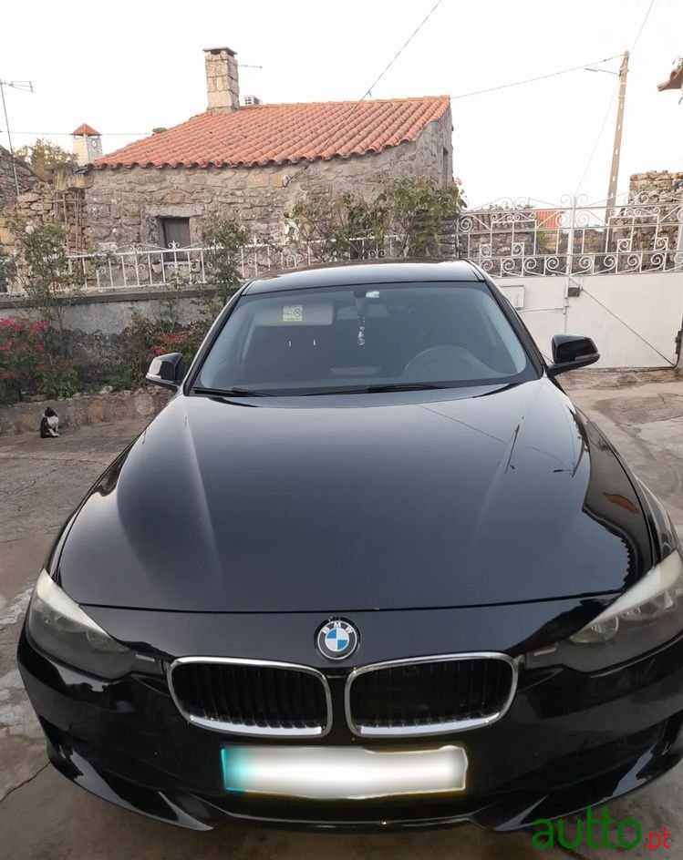 2013' BMW Série 3 D Touring photo #1