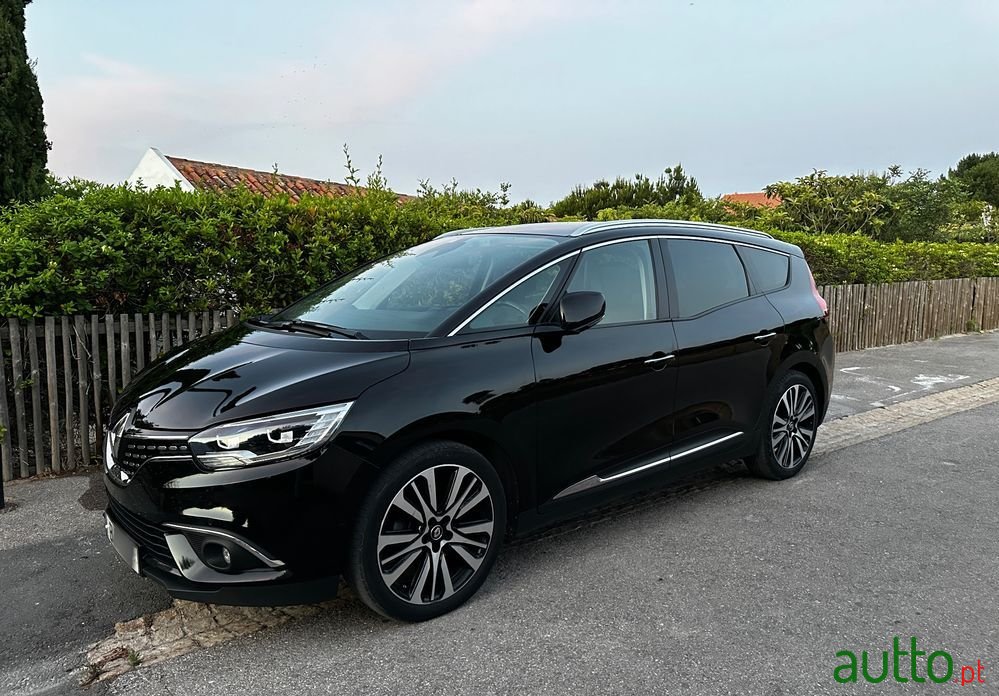 2019' Renault Grand Scenic photo #3