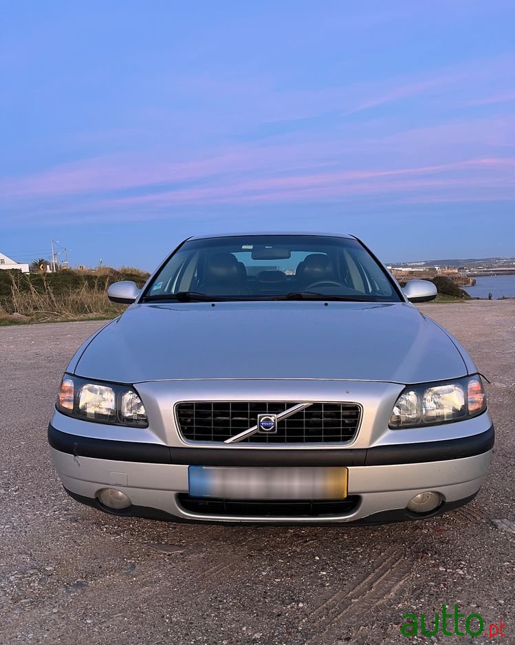 2002' Volvo S60 2.4 D5 photo #5