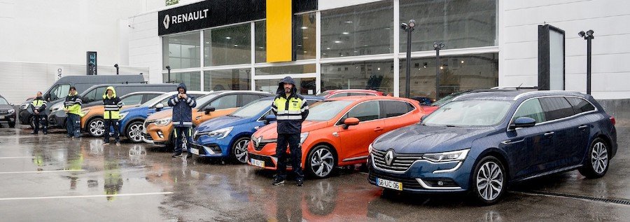 COVID-19. Renault Portugal cede oito viaturas ao INEM