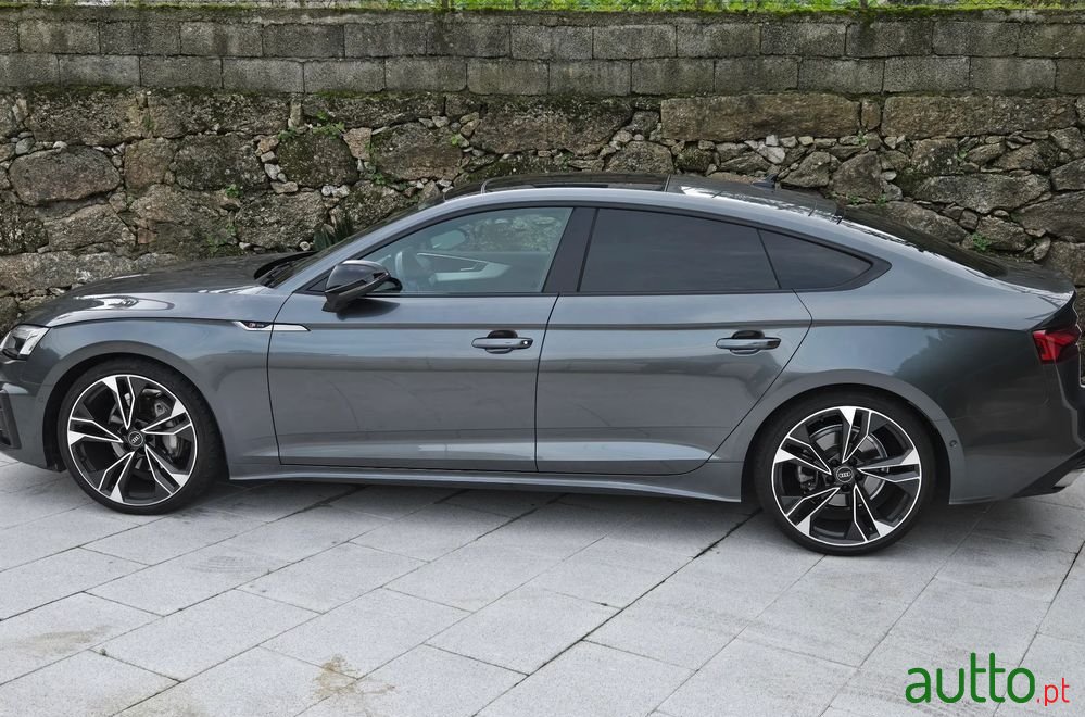 2022' Audi A5 Sportback photo #3