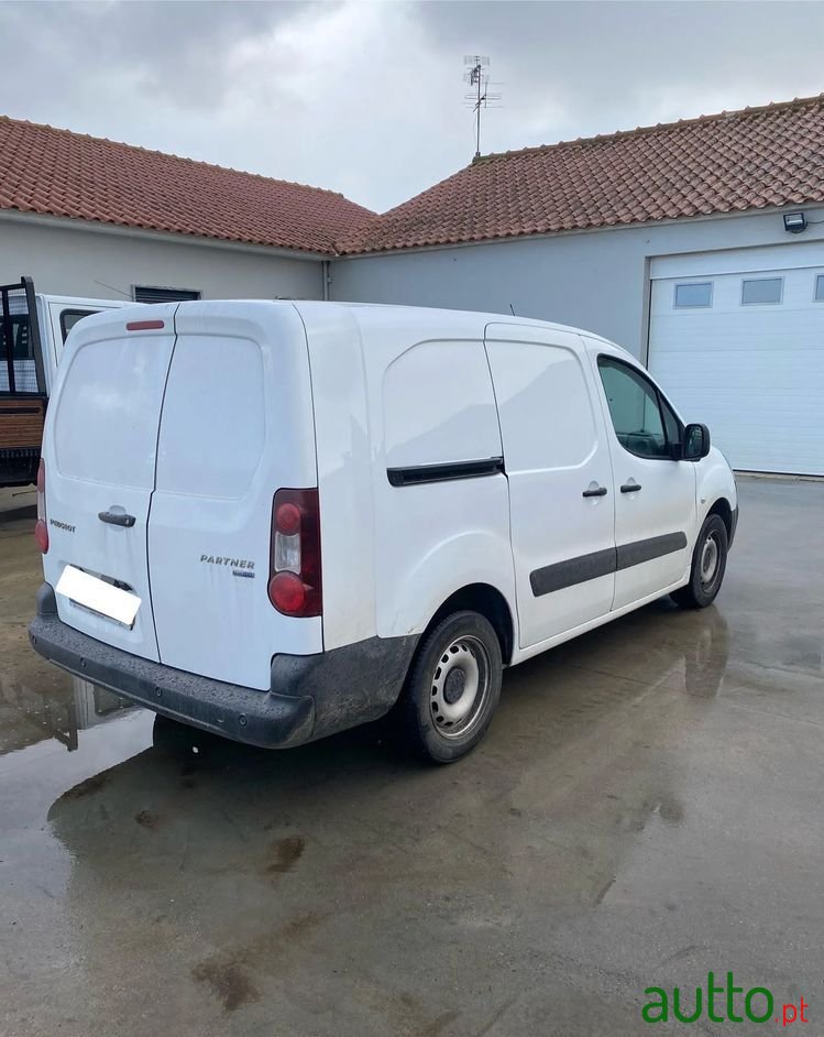 2016' Peugeot Partner photo #3