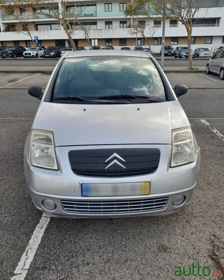 2004' Citroen C2 1.1 Sx photo #5