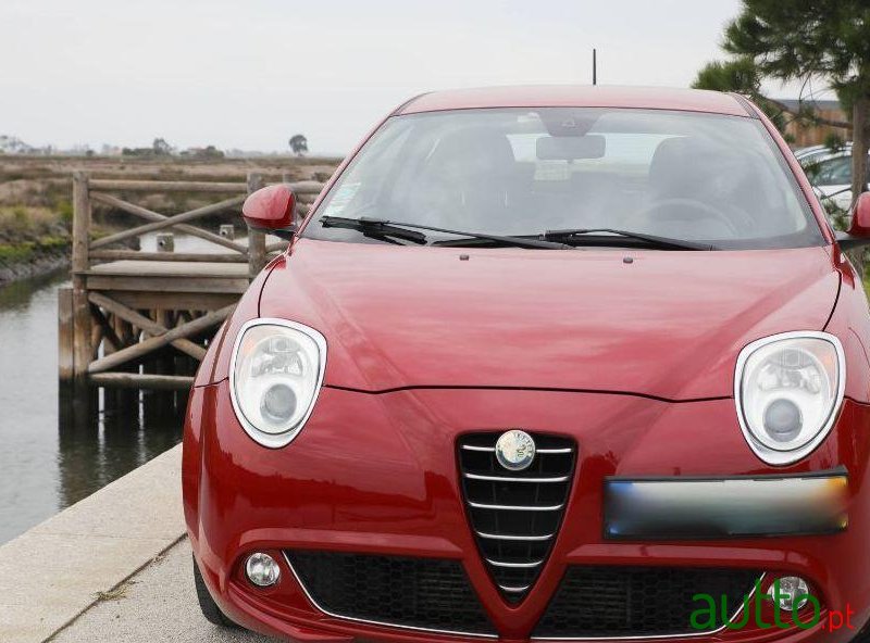 2010' Alfa Romeo MiTo photo #2