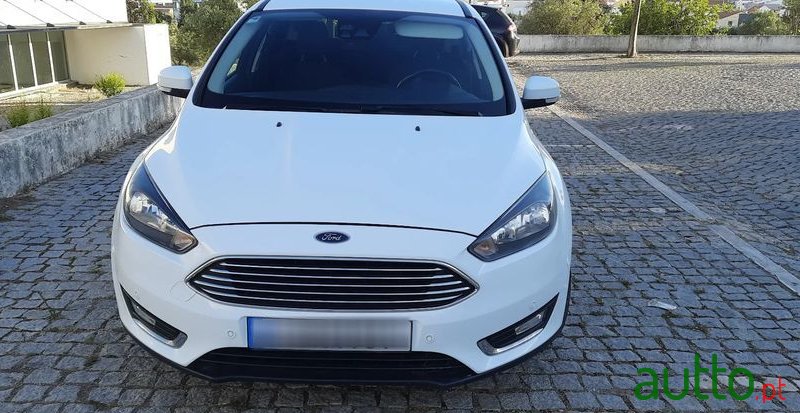 2015' Ford Focus 2.0 Tdci Titanium photo #1