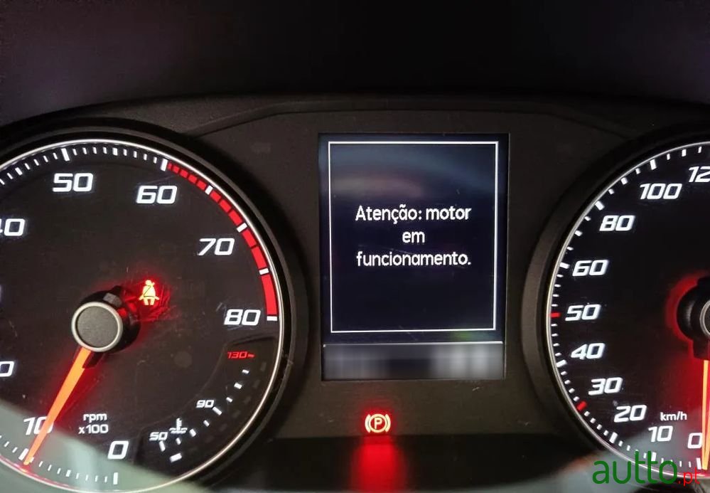 2020' SEAT Arona 1.0 Tsi Style photo #3