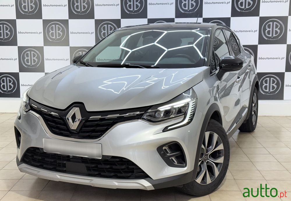 2020' Renault Captur 1.0 Tce Exclusive photo #2