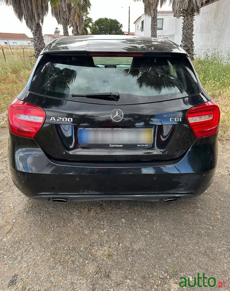 2014' Mercedes-Benz A 200 photo #4