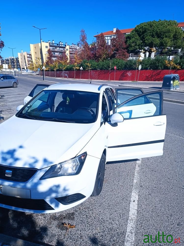 2013' SEAT Ibiza St photo #3