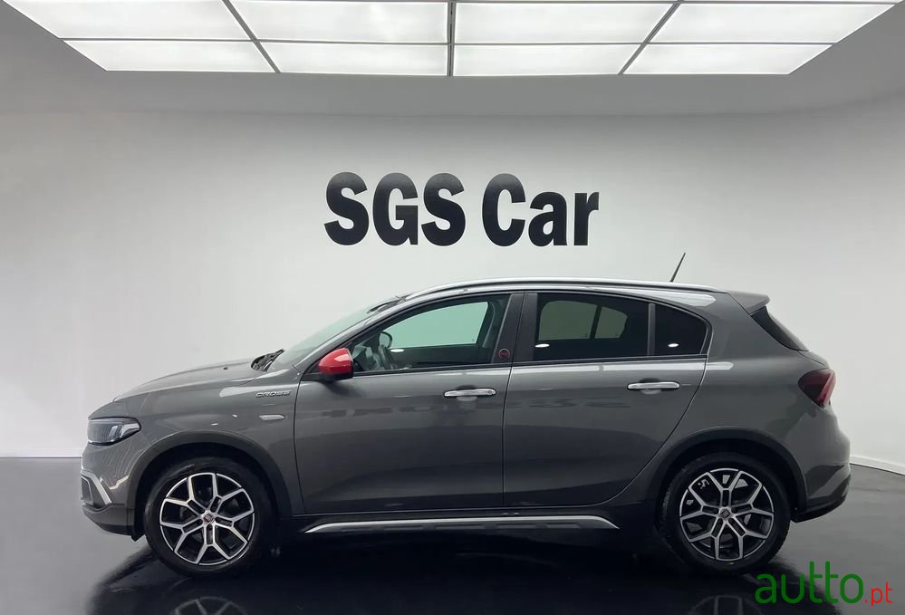 2022' Fiat Tipo 1.0 Gse T3 (Red) photo #2