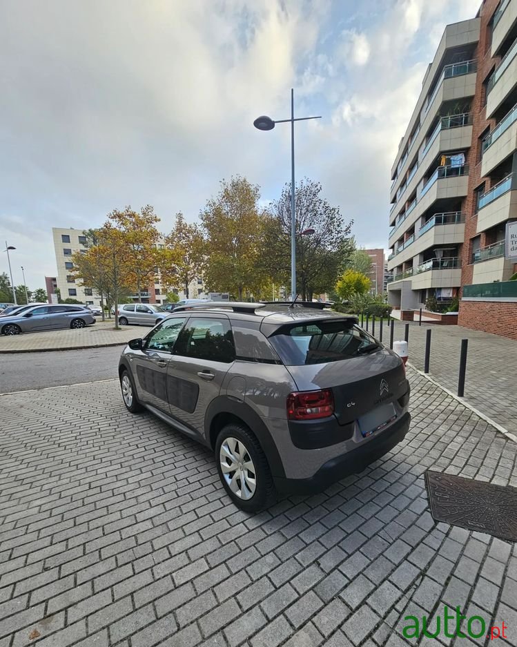 2015' Citroen C4 Cactus photo #5