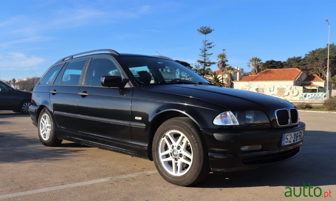 2001' BMW 320 photo #3