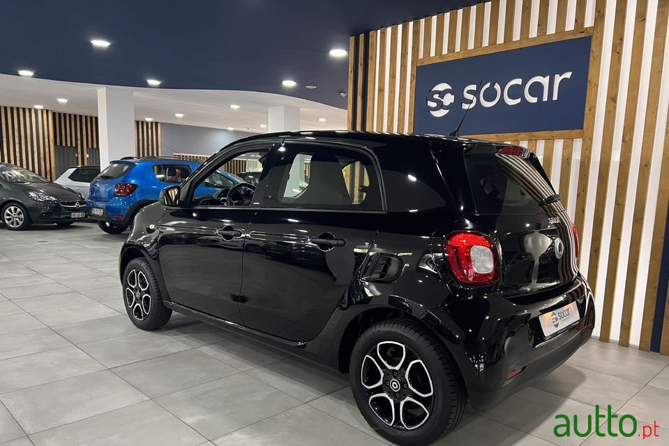 2018' Smart Forfour photo #3