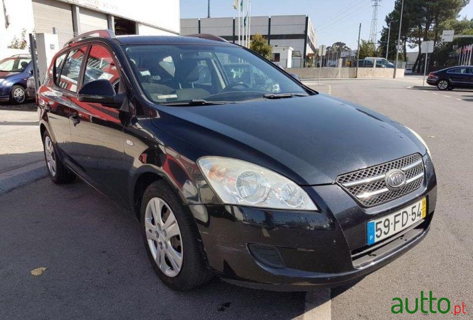 2008' Kia Ceed-Sw 1.6 Crdi Lx photo #1