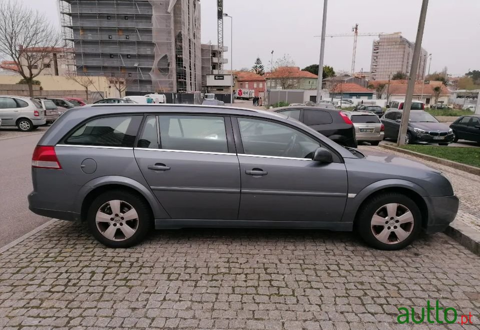 2004' Opel Vectra Caravan photo #5