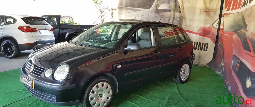 2002' Volkswagen Polo photo #3