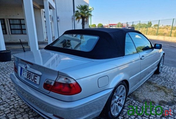 2002' BMW 318 photo #5