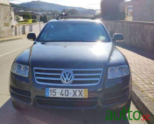 2004' Volkswagen Touareg 2.5 Tdi photo #2