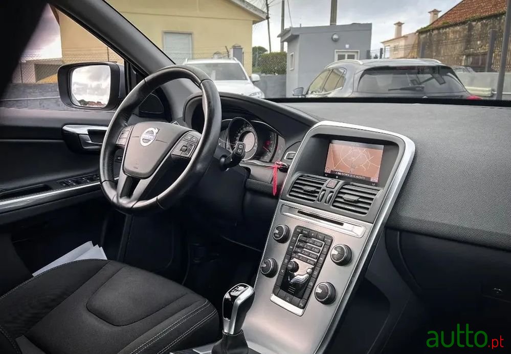 2017' Volvo Xc 60 photo #4